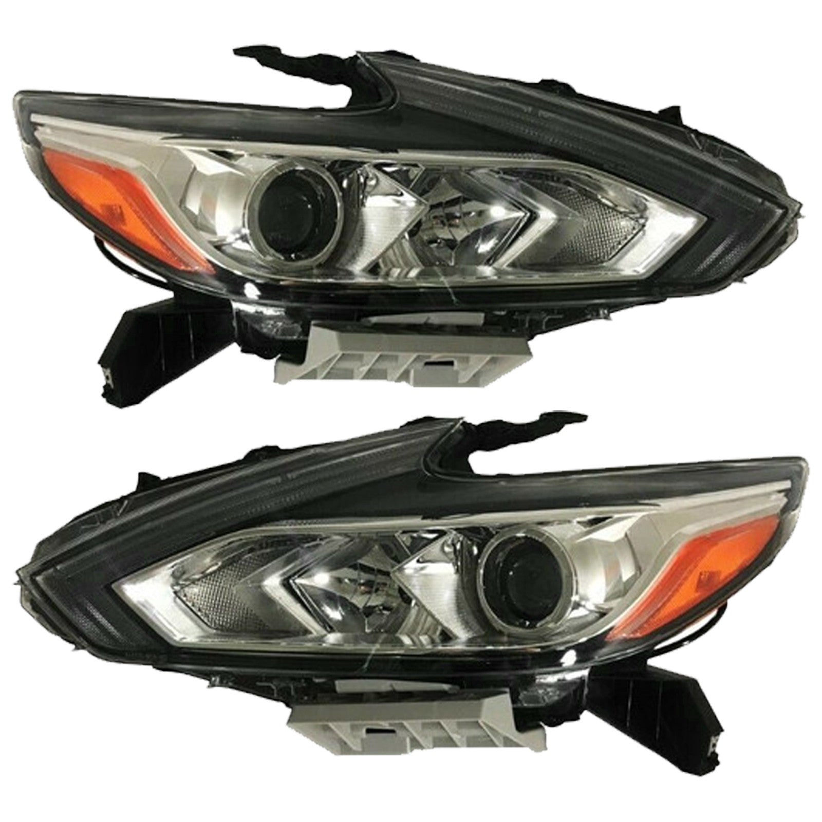For 2016 2017 2018 Nissan Altima Headlight Assembly Halogen with Chrome Housing Left Right Pair