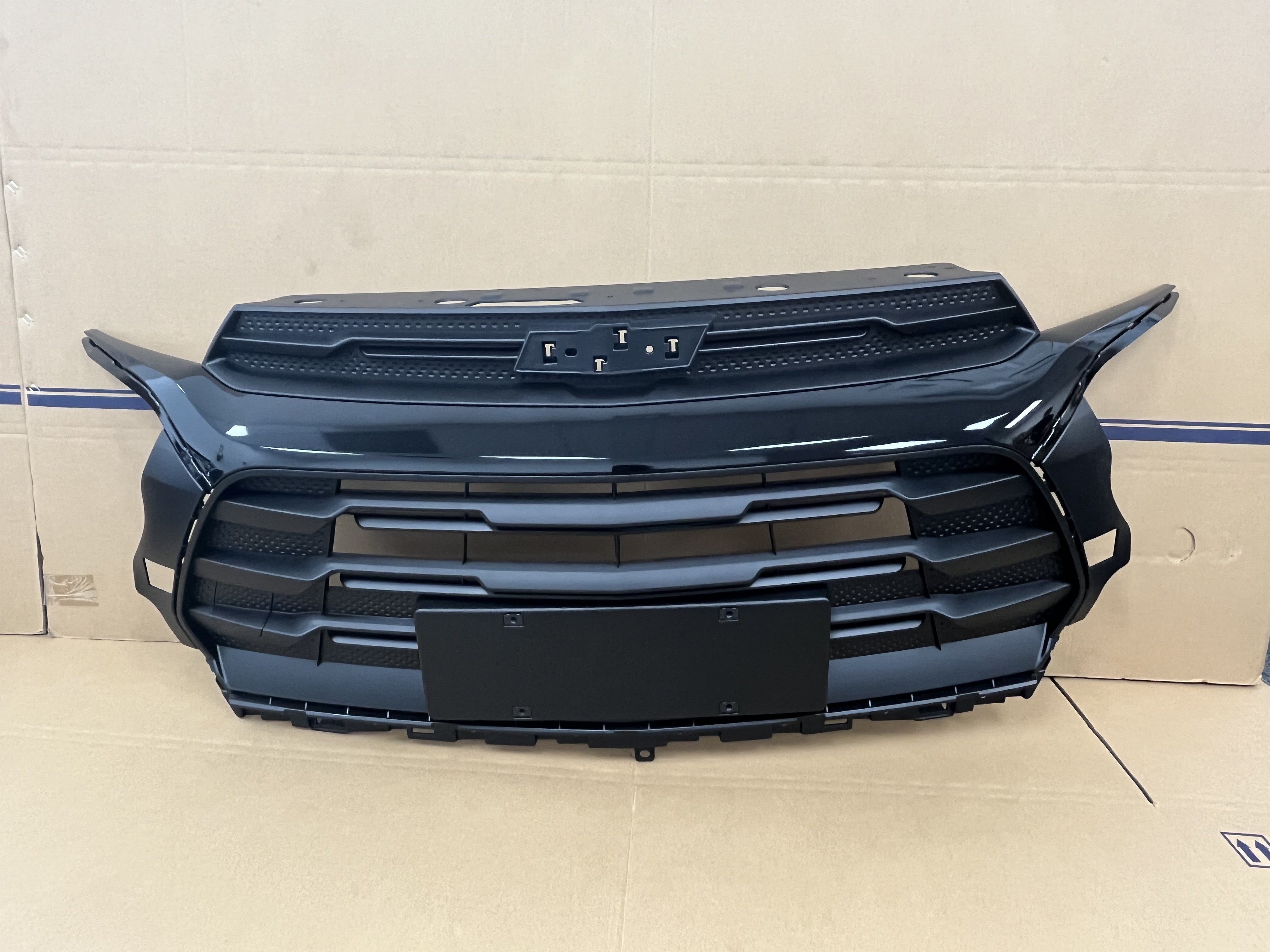 For 2020 2021 2022 2023 Chevrolet Chevy Trailblazer Front Bumper Grille Assembly