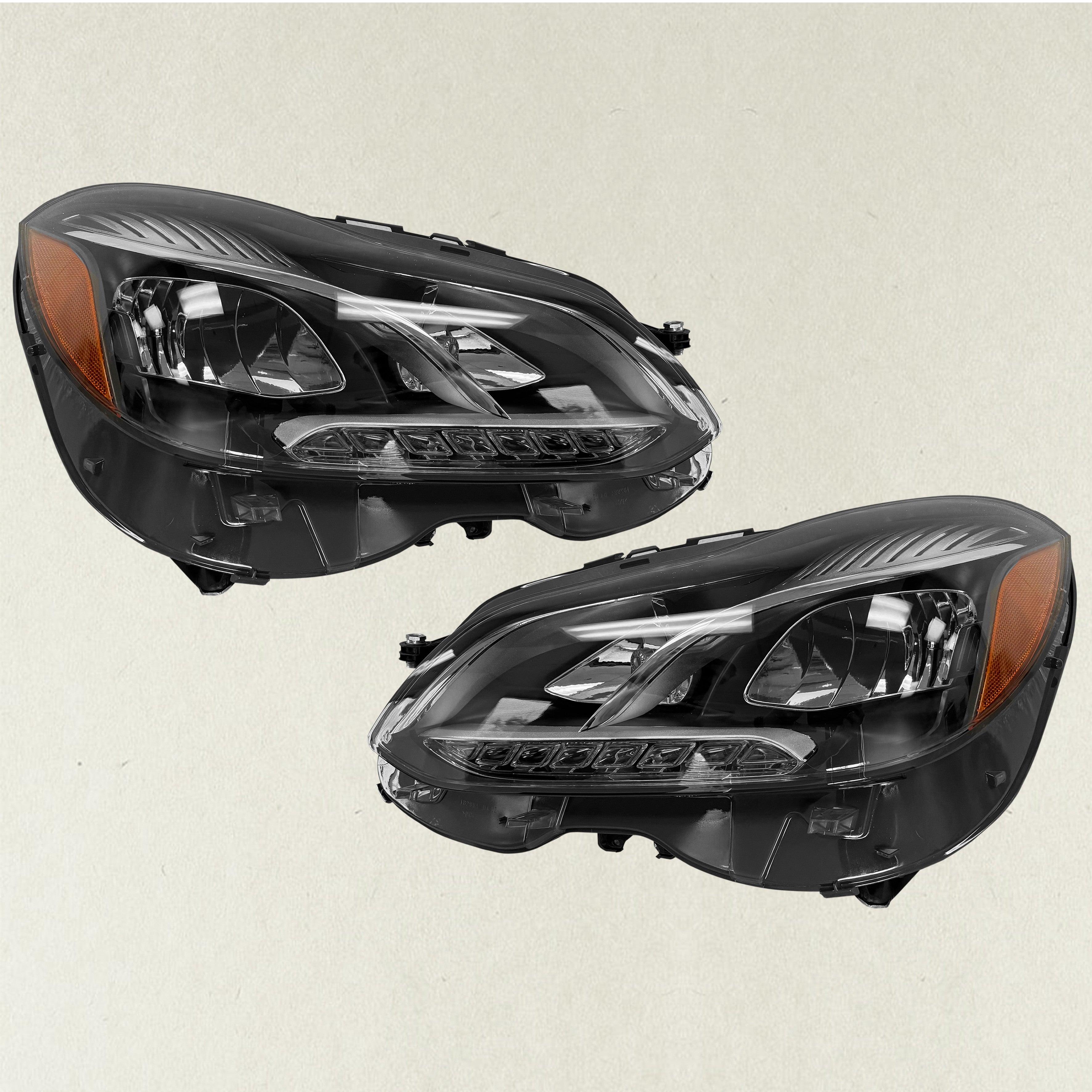 For Mercedes-Benz E200 E500 E-Class Headlight Driver Passenger Left Right Side Set Pair 2Pcs MB2503219 MB2502219