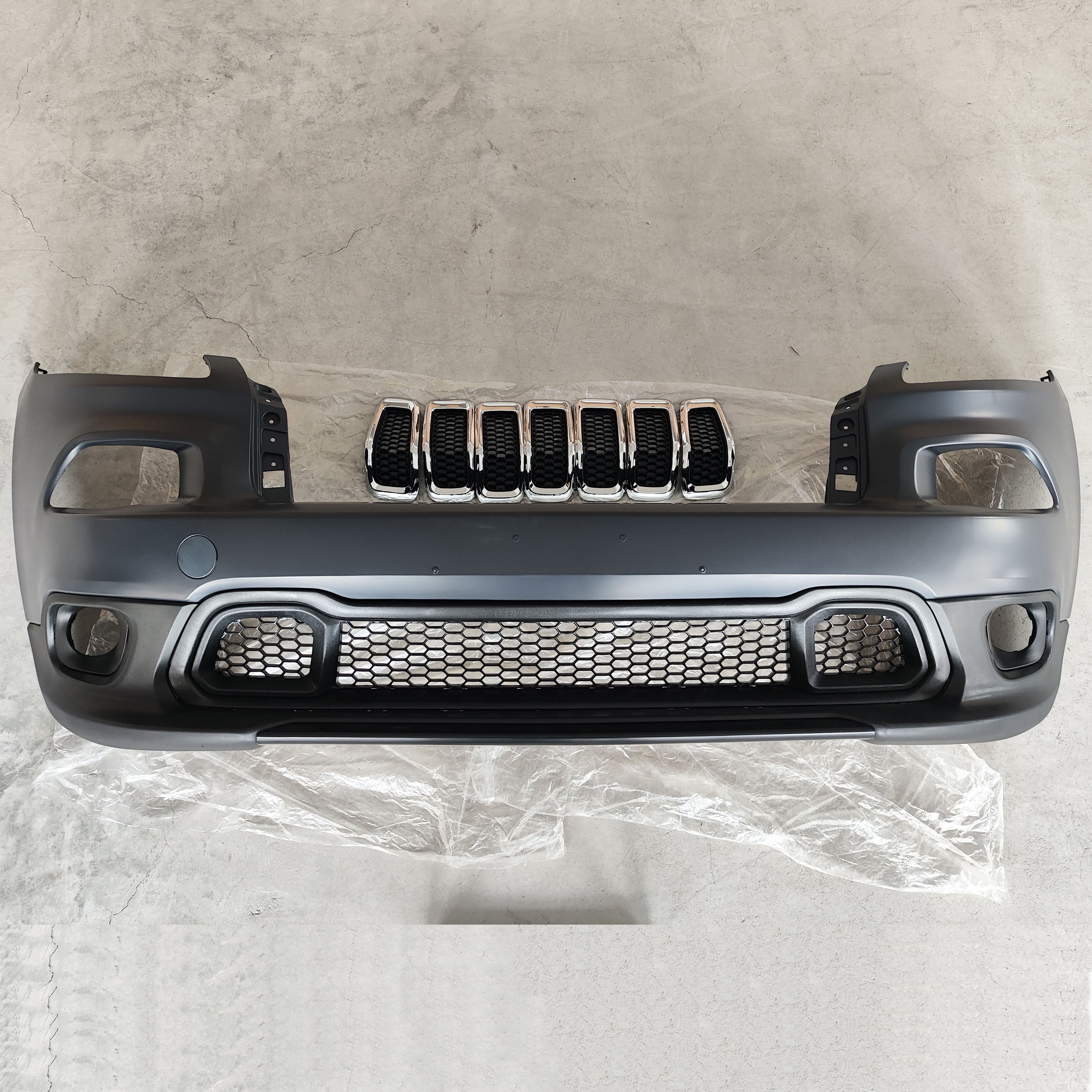 For 2014 2015 2016 2017 2018 Jeep Cherokee Front Bumper Cover Grille Complete Assembly Set