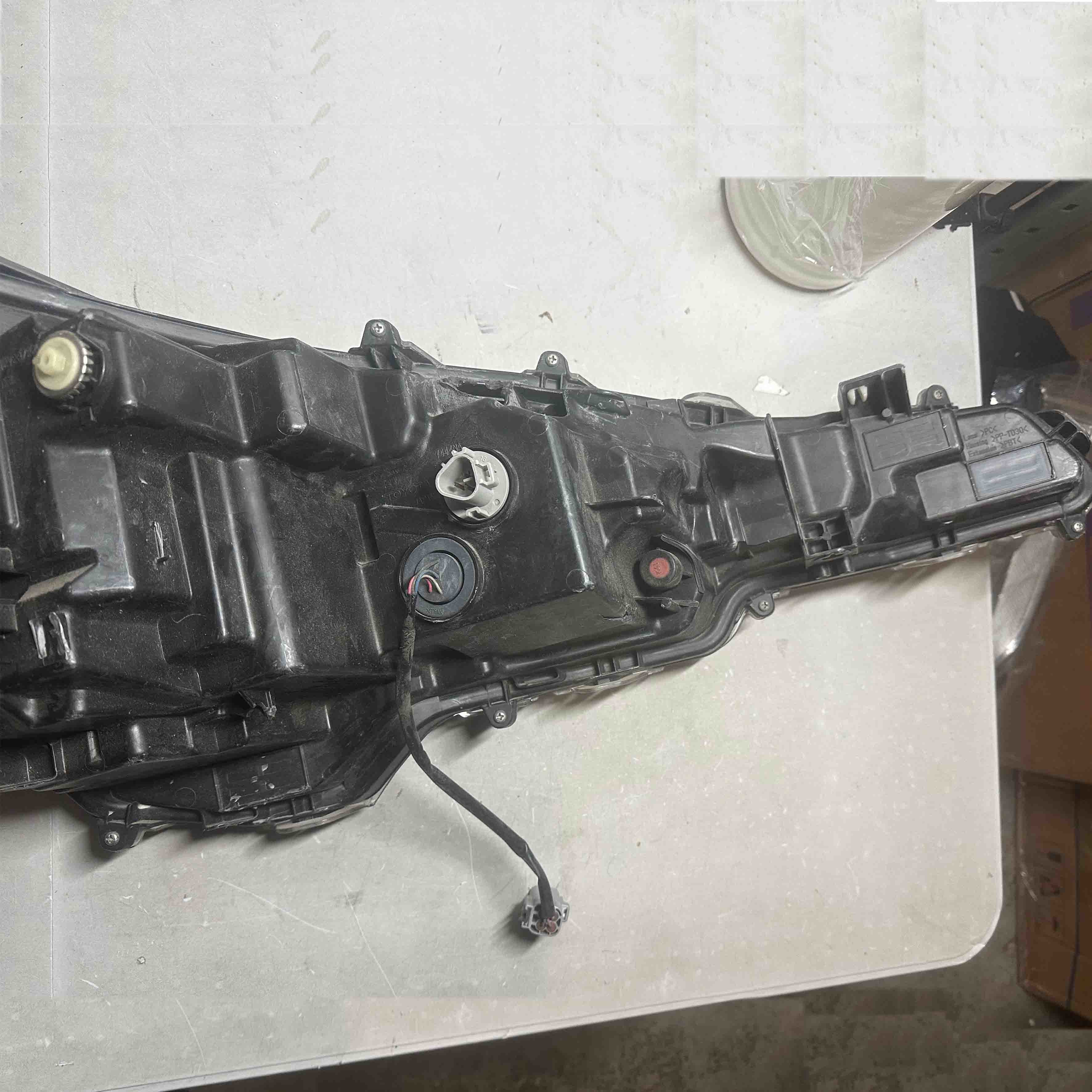 2020 2021 Toyota Corolla L LE Headlight Assembly LED Daytime Running Lamp Left Driver Side Damaged