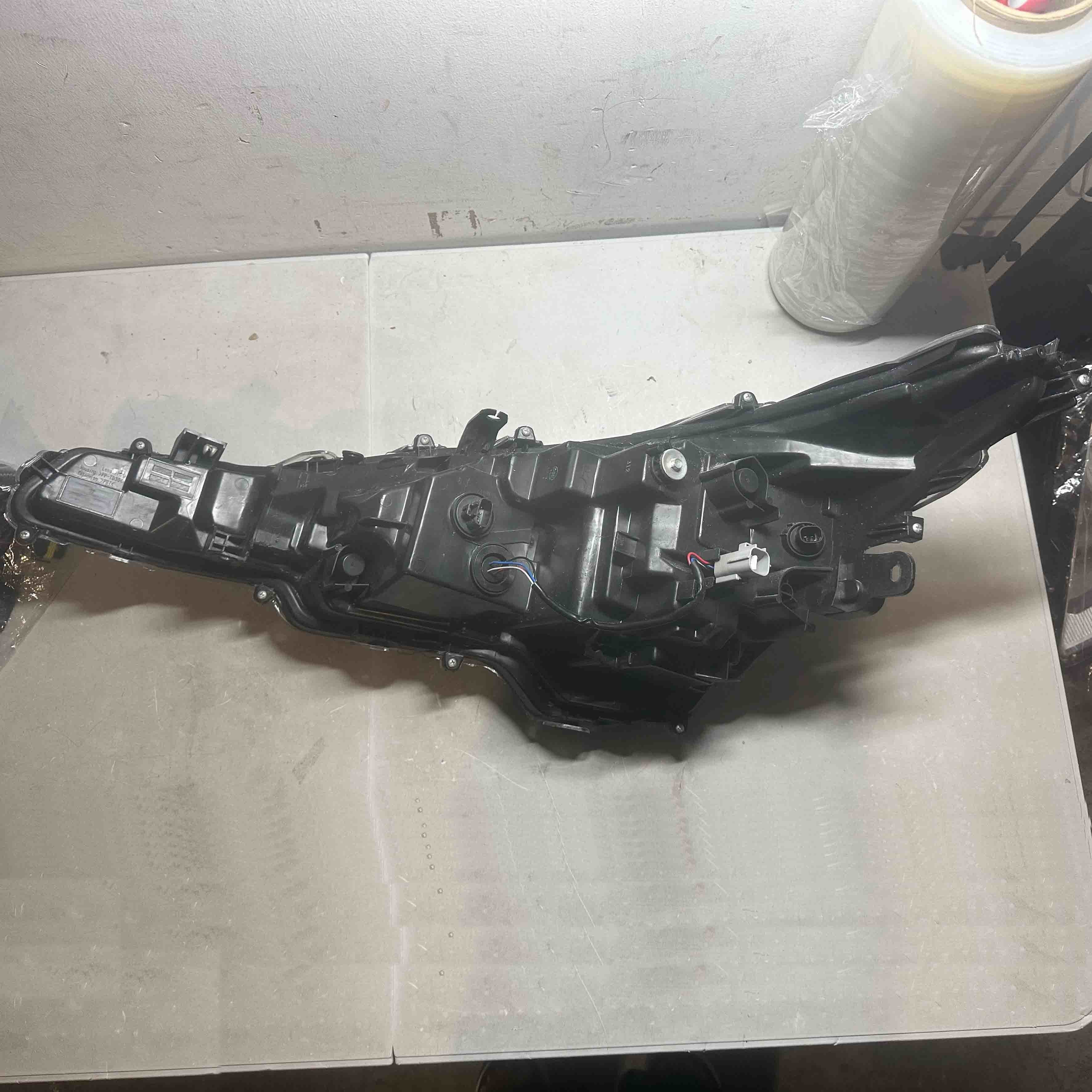<p>2020 2021 2022 Toyota Corolla L LE Headlight Assembly LED Daytime Running Lamp Right Passenger Side Damaged</p>