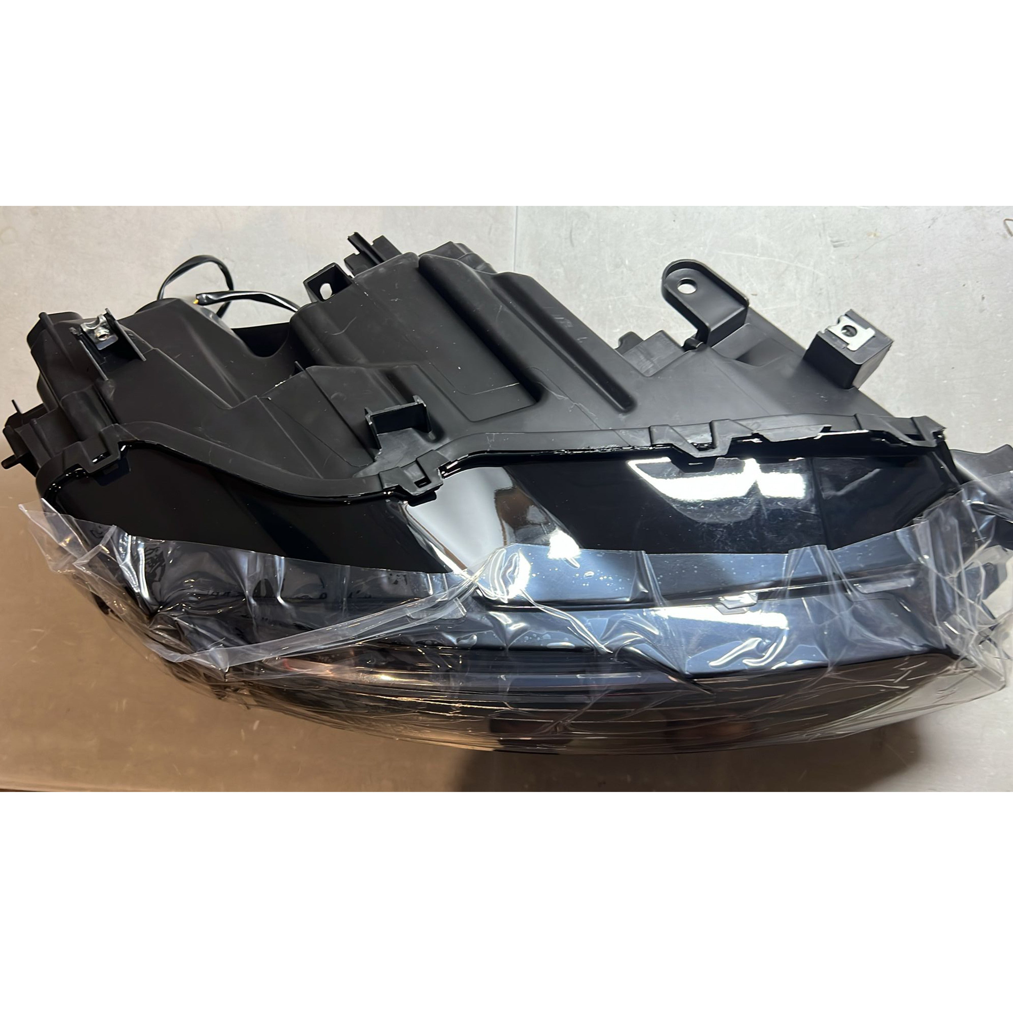 Headlight For 2021 2022 2023 Nissan Rogue Right Passenger Side RH 26060-6RR6A Damaged