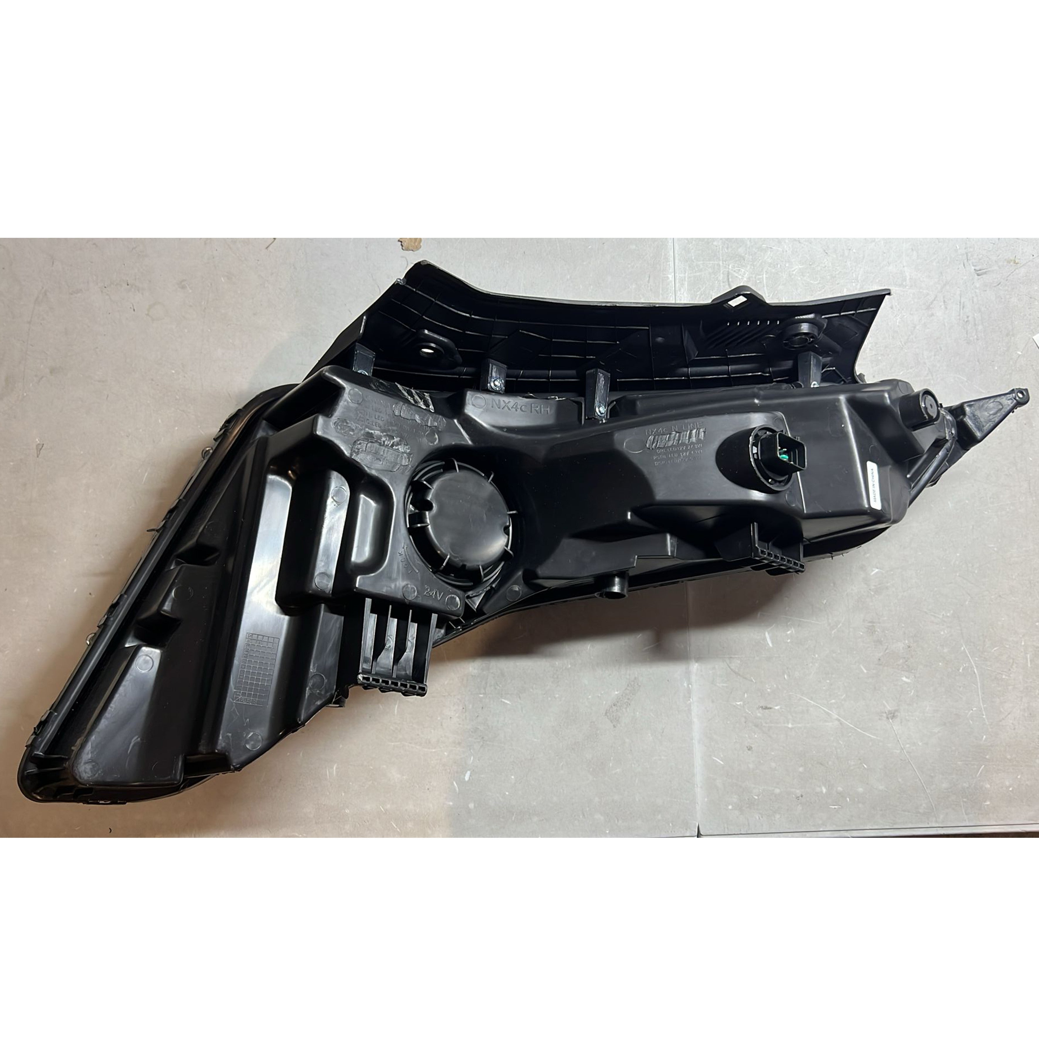 For 2021 2022 2023 2024 Hyundai Tucson Front LED DRL Headlight Assembly Right Passenger Side RH Damaged