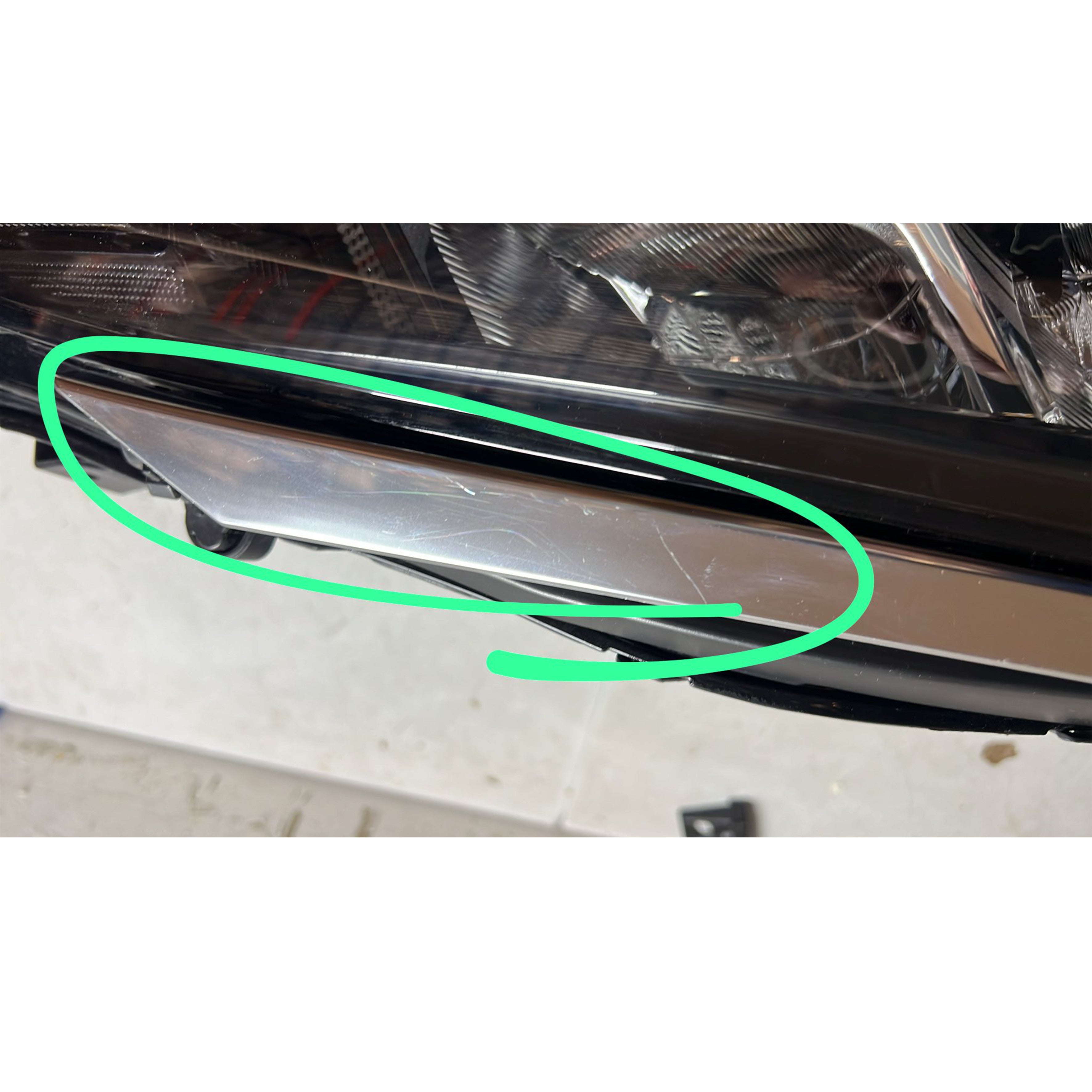 2021 2022 2023 Toyota Sienna Limited XSE Front W/ DRL LED Headlight Assembly Right Passenger Side Damaged