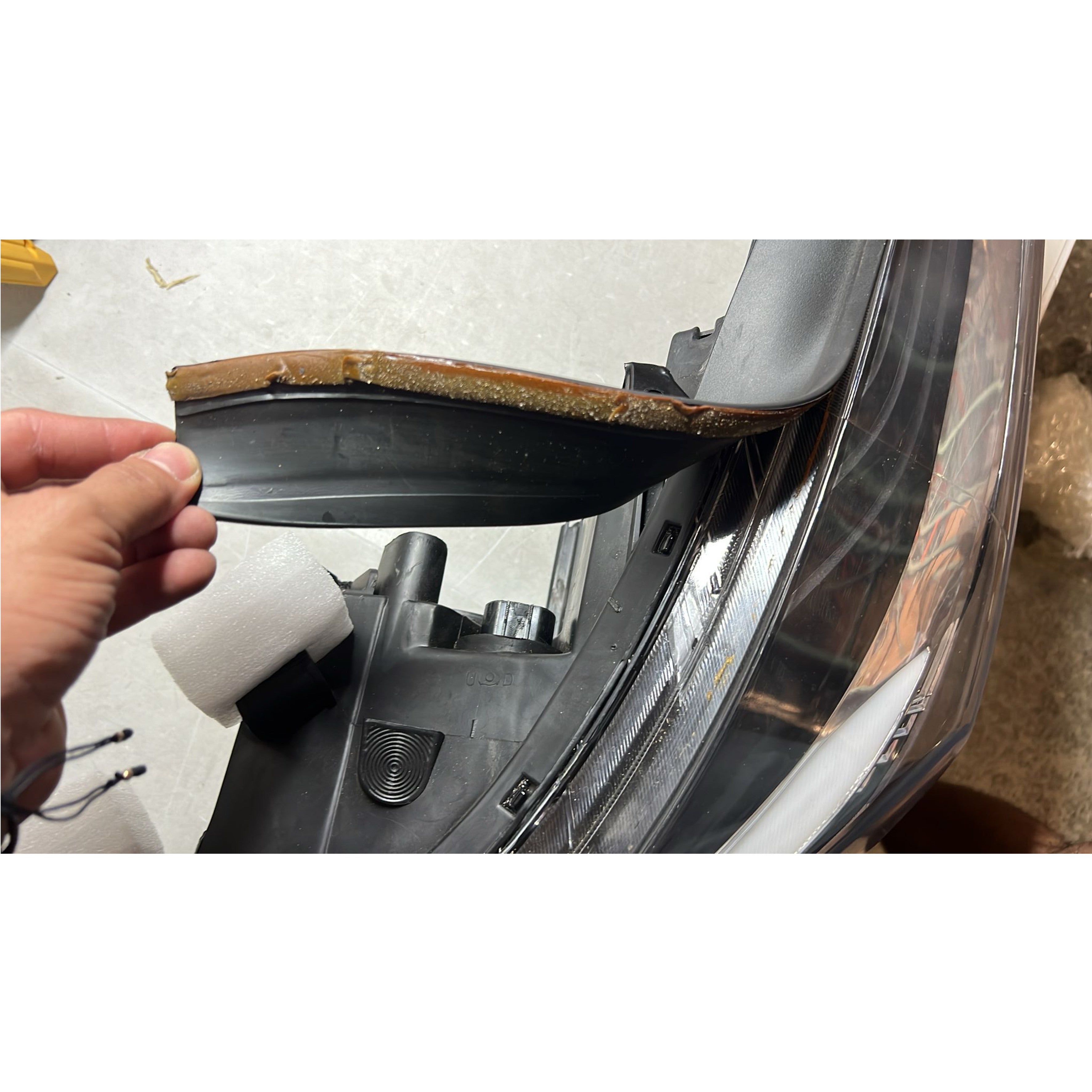 2017 2018 Kia Forte Forte5 Headlight Assembly with LED Driver Side Damaged