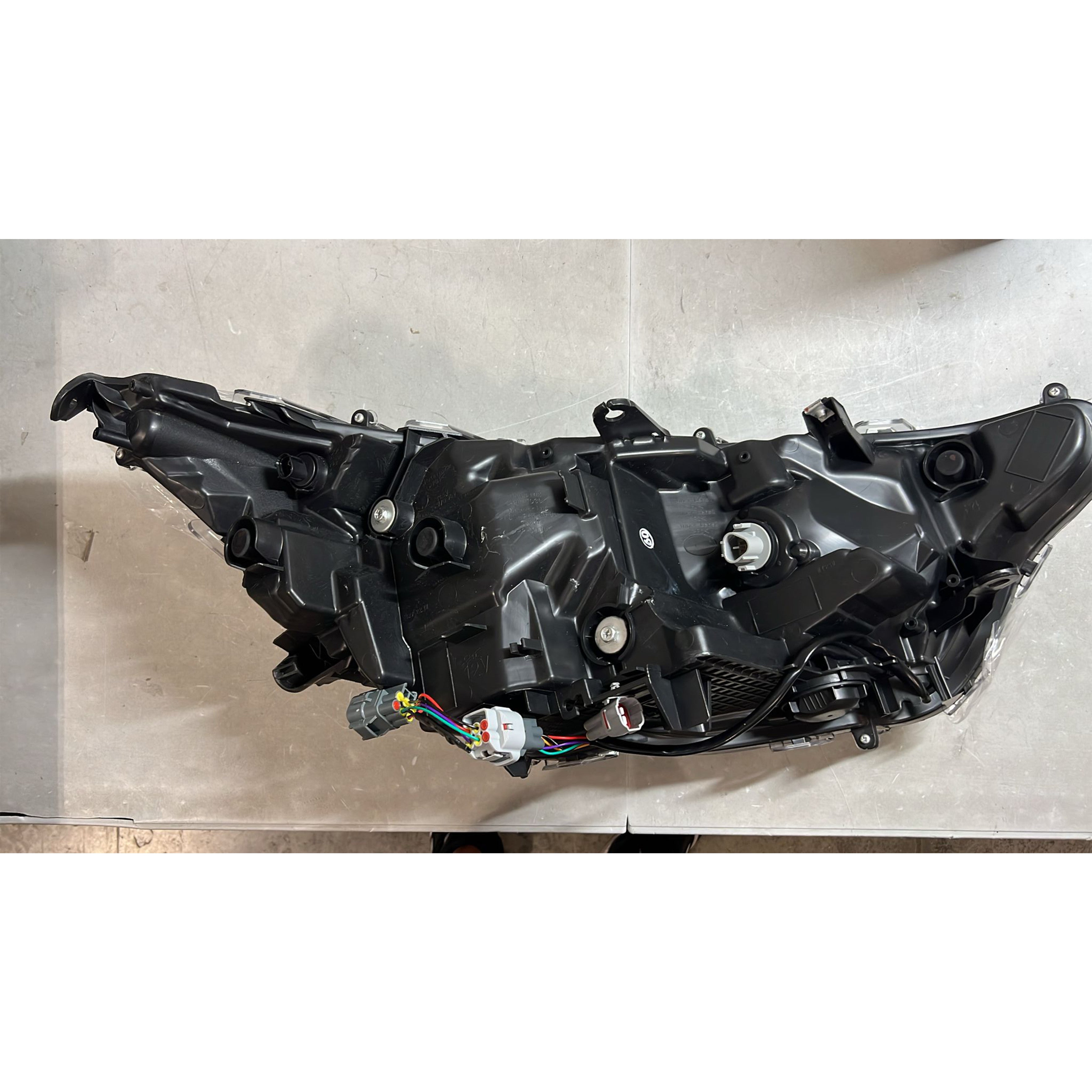 2019 2020 2021 2022 2023 Toyota RAV4 Hybrid Front LED Projector Headlight Assembly Left Driver Side Damaged