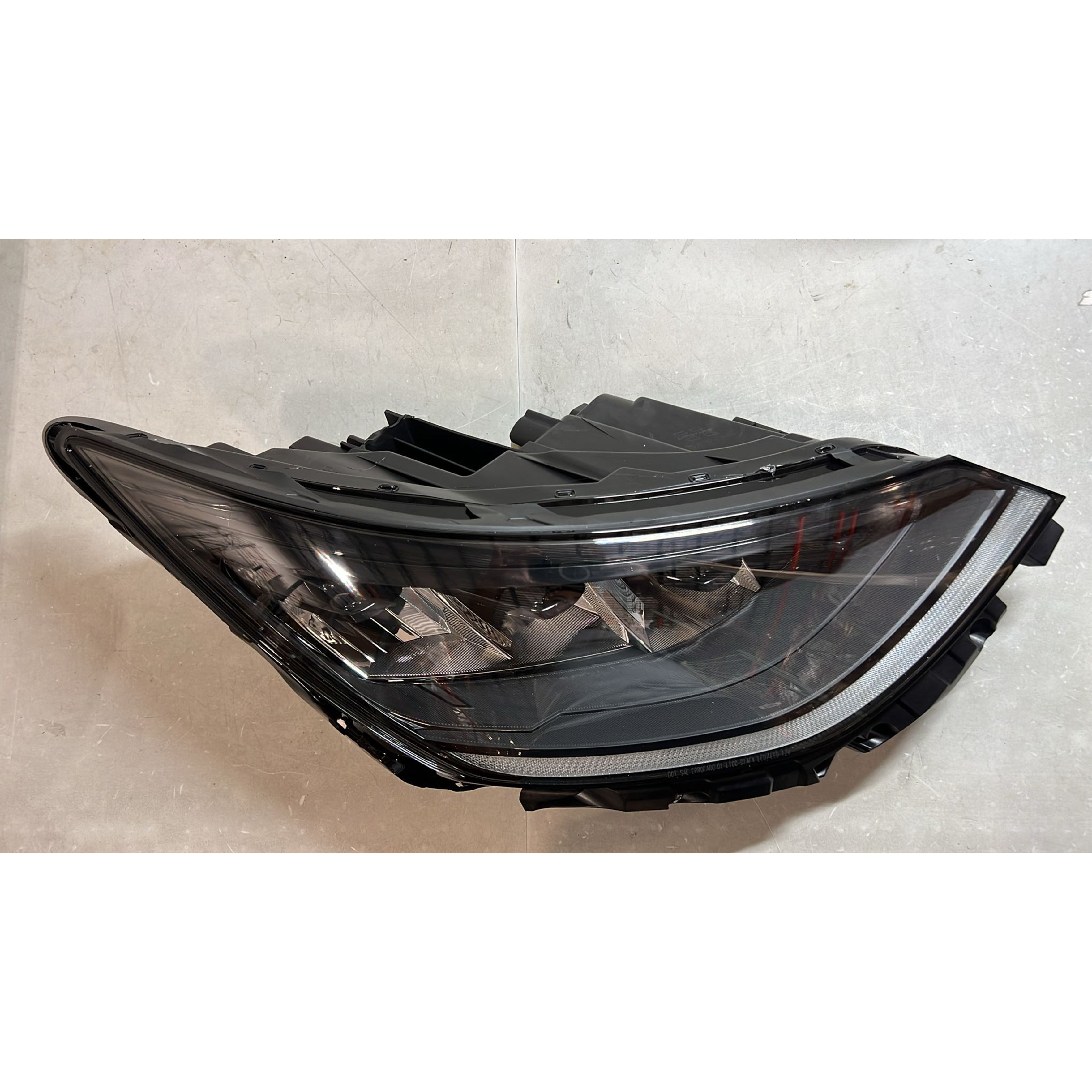 2020 2021 2022 Hyundai Sonata Front LED Headlight Assembly Passenger Side Damaged