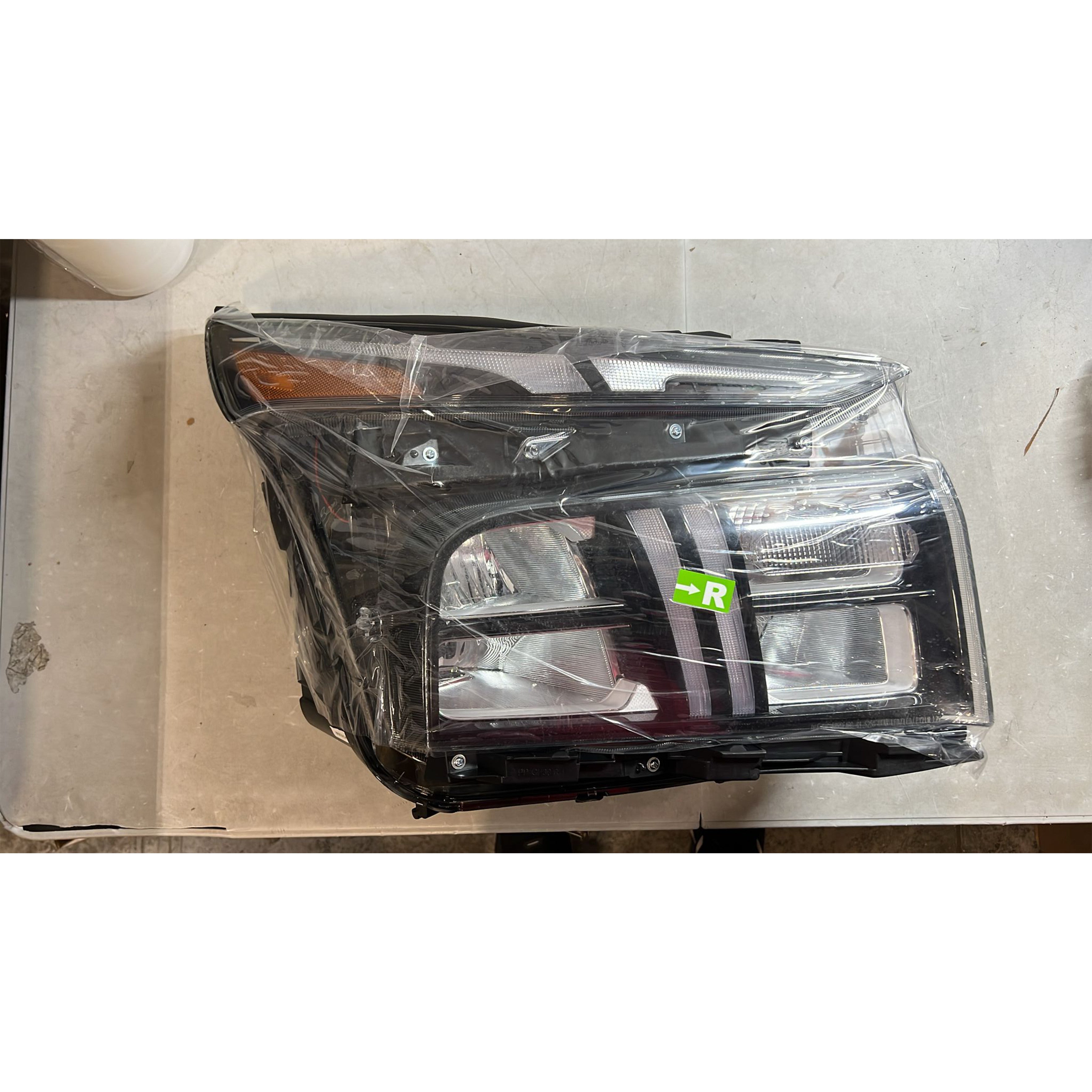 2021 2022 2023 Hyundai Santa Fe Front LED Projector Headlight Assembly Right Passenger Side Damaged
