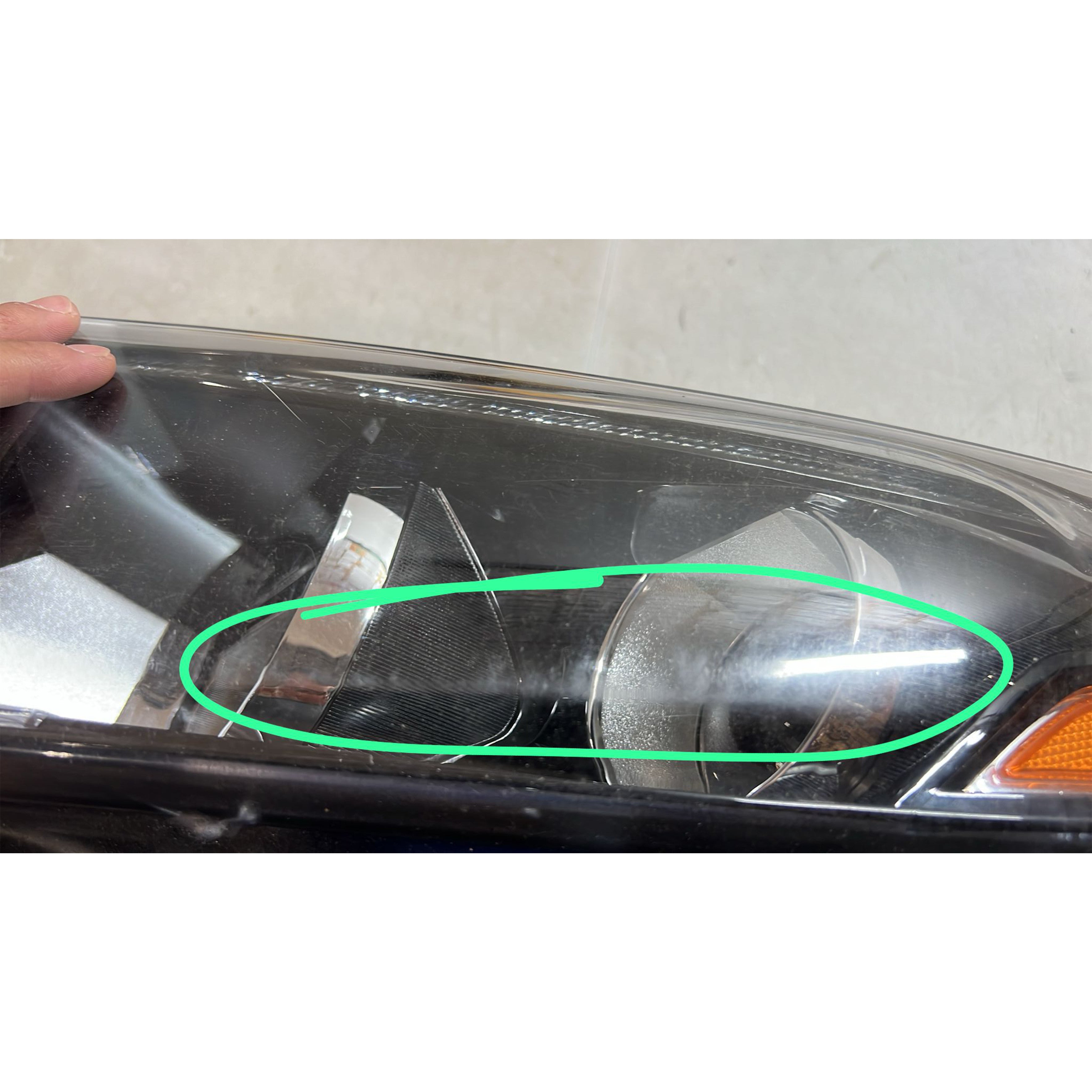 2014 2015 Kia Optima Headlight Assembly Halogen with LED Tube Projector Driver Side Damaged