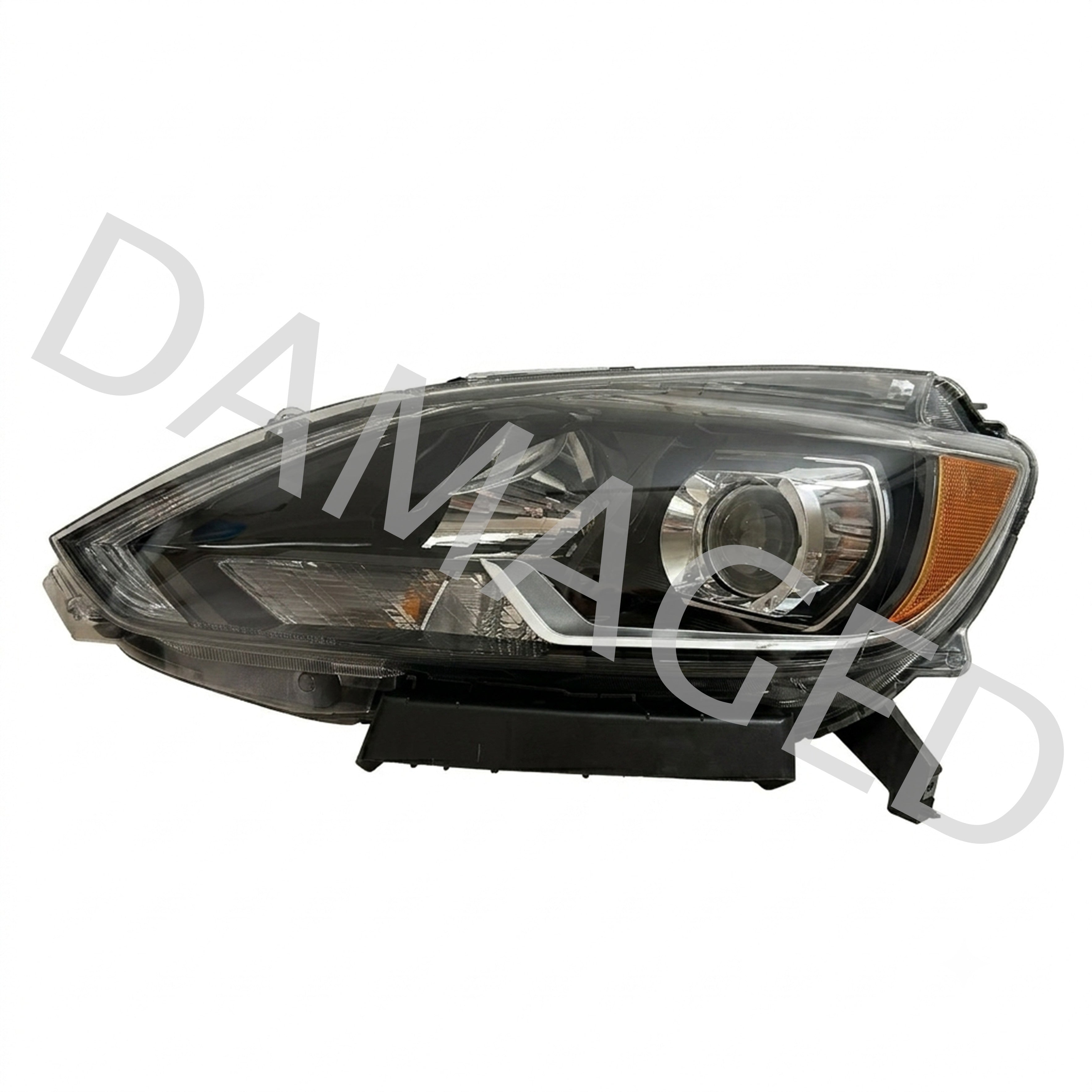 2016 2017 2018 2019 Nissan Sentra Headlight Assembly Halogen Black & Chrome Driver Side Damaged