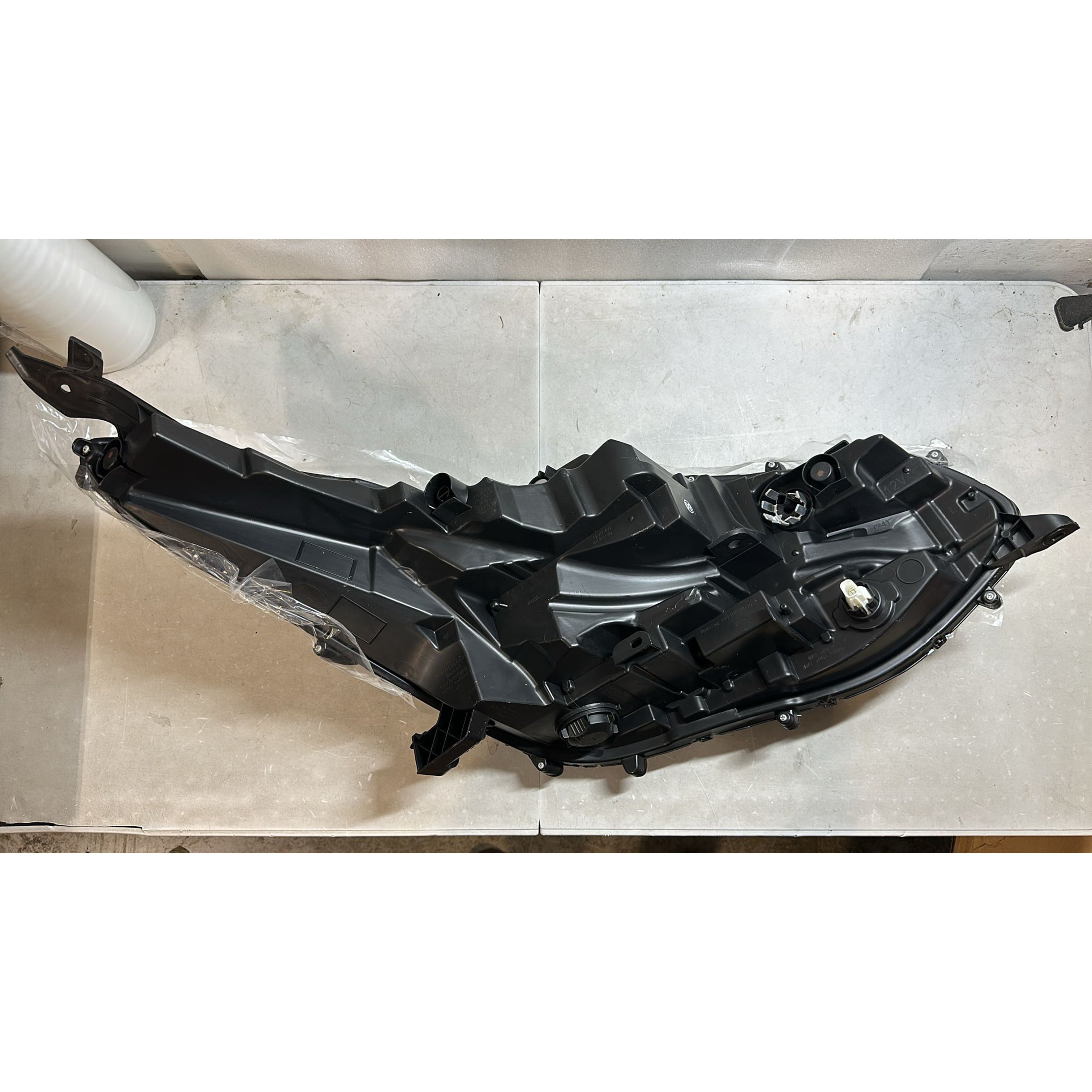 For 2021 2022 2023 Toyota Sienna LE XLE Headlight Headlamp Factory Assembly No DRL Black Left Driver Side LH 8115008100 Damaged