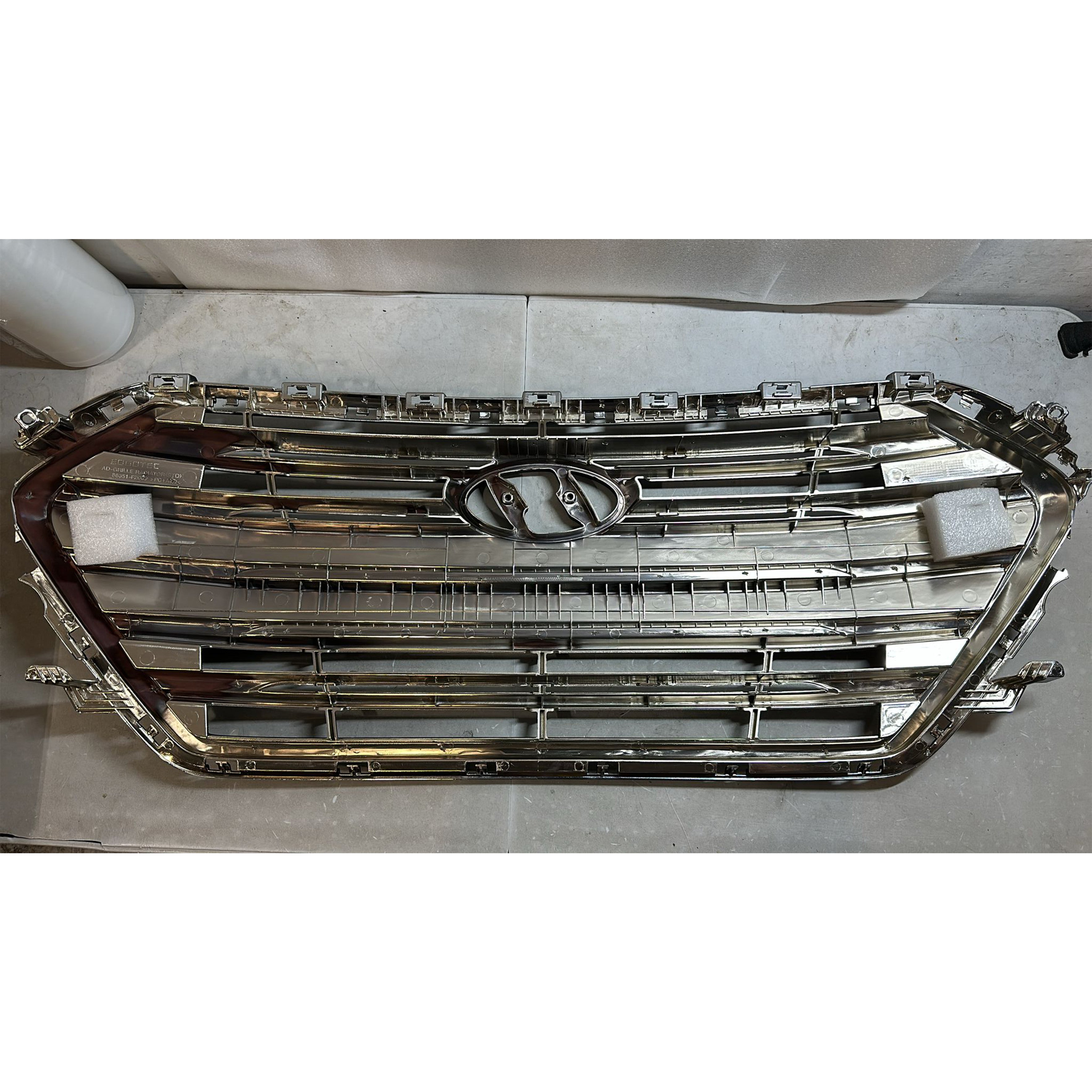 For 2017 2018 Hyundai Elantra Front Upper Bumper Grille Replacement Chrome Trim Damaged