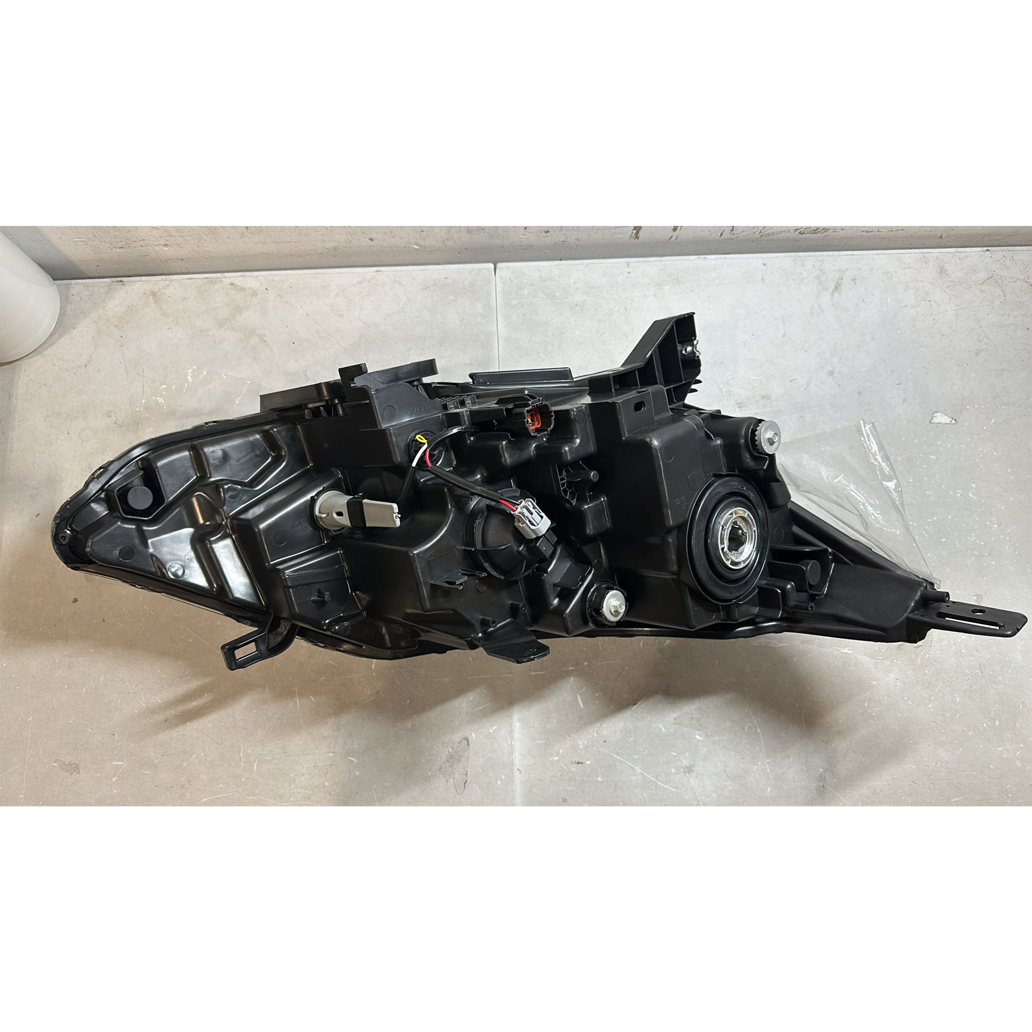 2017 2018 2019 Nissan Rogue Sport Qashqai Headlight Assembly Halogen with LED Driver Side Damaged