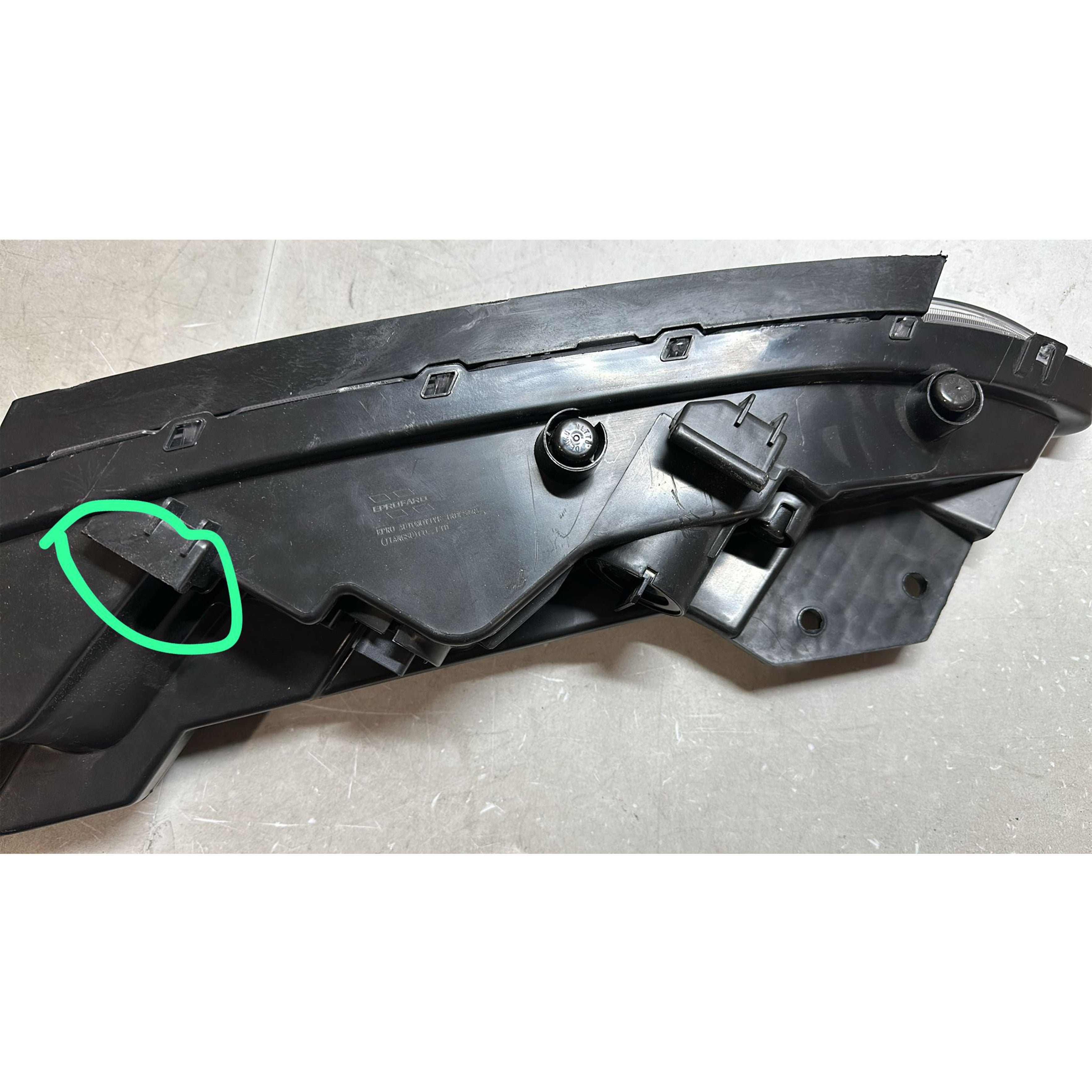 For 2018 2019 2020 2021 Hyundai Kona LED DRL Headlight Headlamp Assembly Right Passenger Side RH Damaged