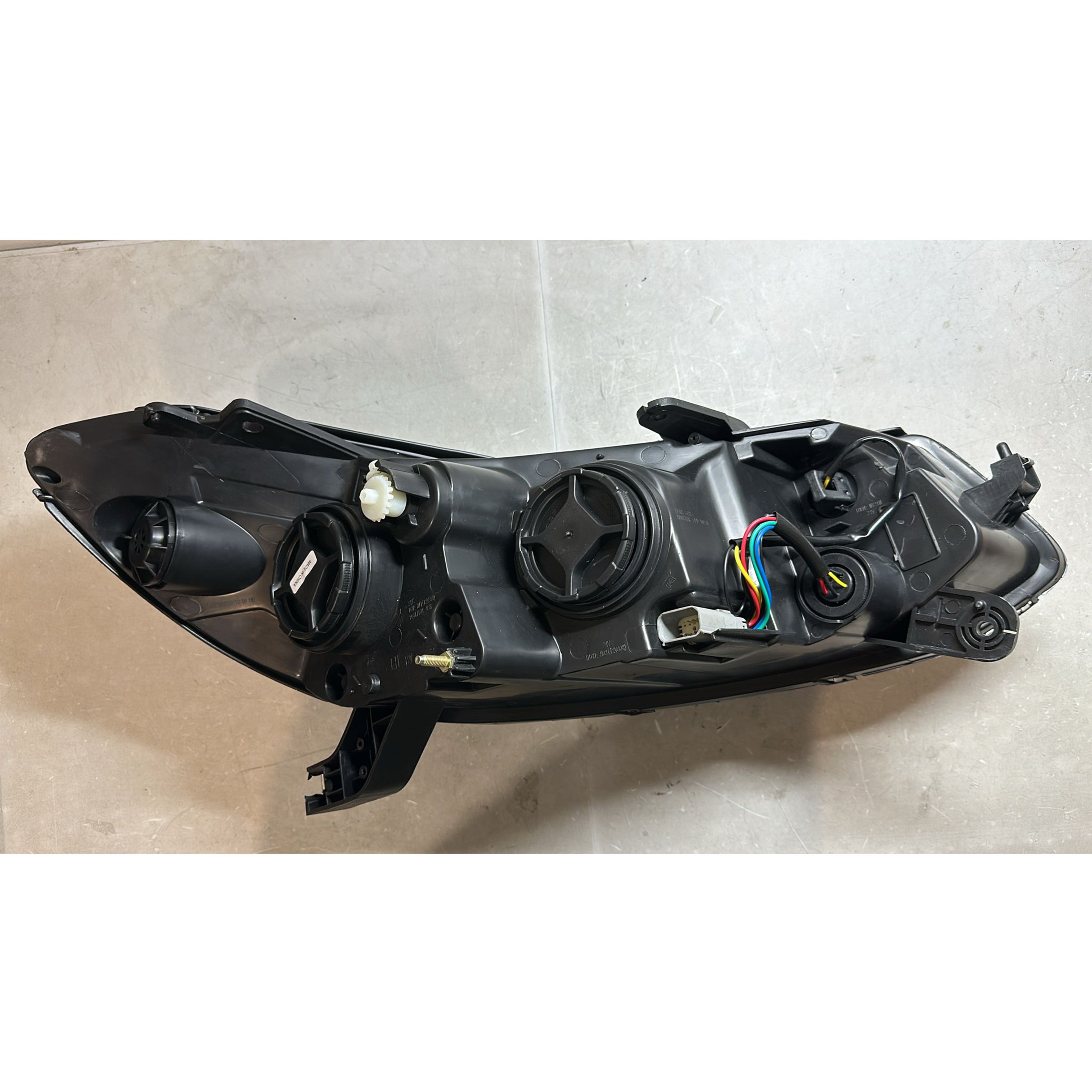 For 2017 2018 2019 2020 2021 2022 Chevrolet Trax Headlight Headlamp Assembly Halogen Driver Left Side LH GM2502444 Damaged