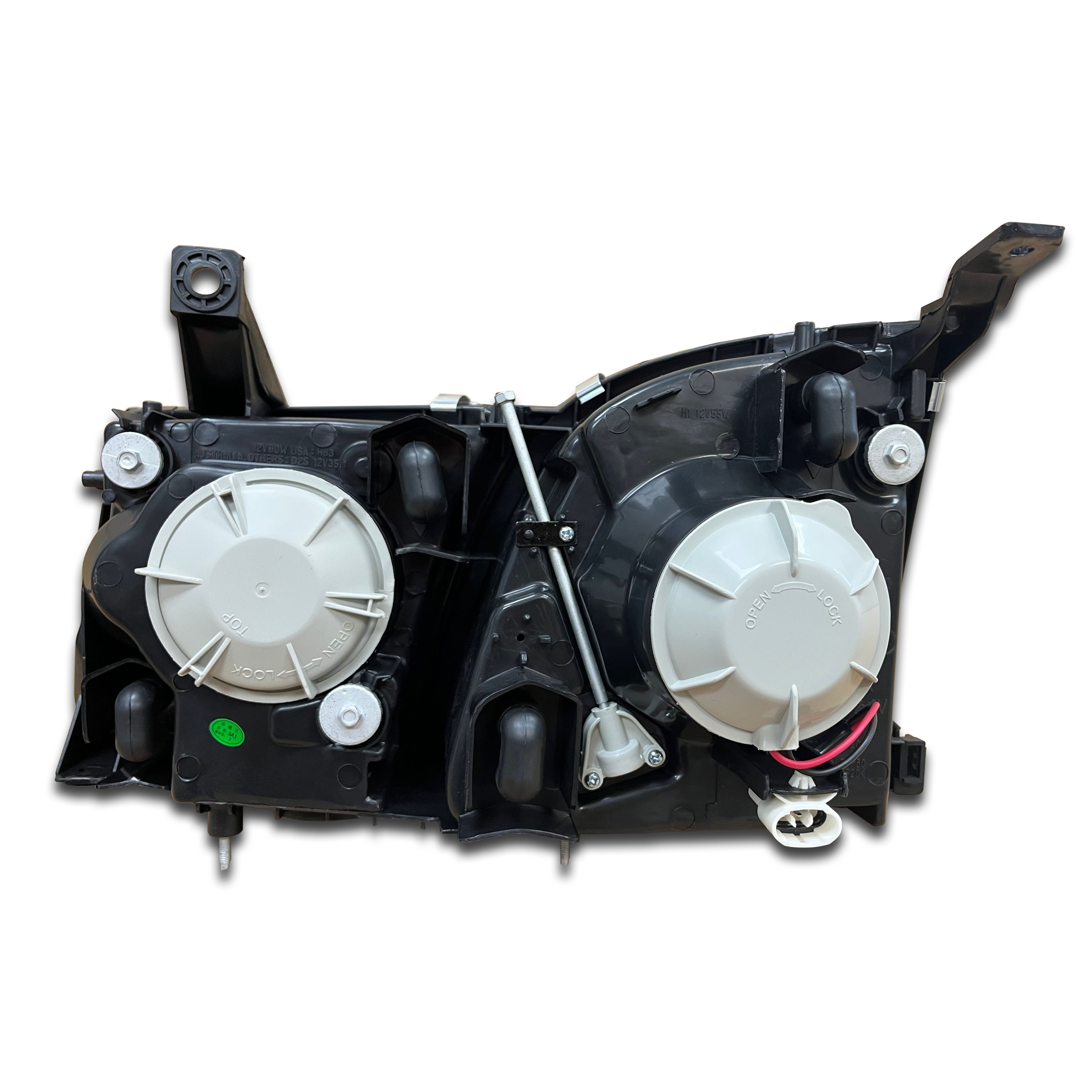 For 2003 2004 2005 2006 2007 Lexus LX470 Halogen Projector Headlight Headlamp Assembly Passenger Side 811306A170 Damaged