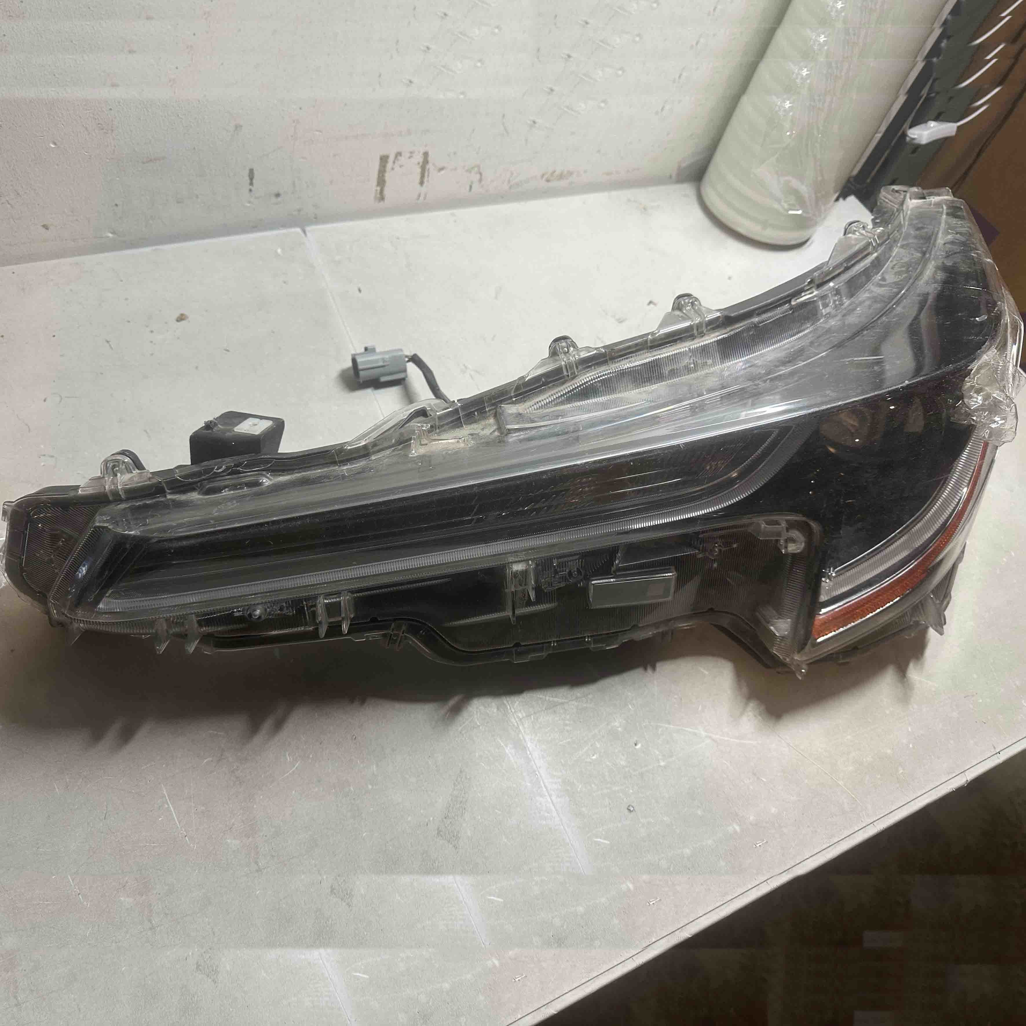 <p>2020 2021 2022 Toyota Corolla L LE Headlight Assembly LED Daytime Running Lamp Left Driver Side Damaged</p>