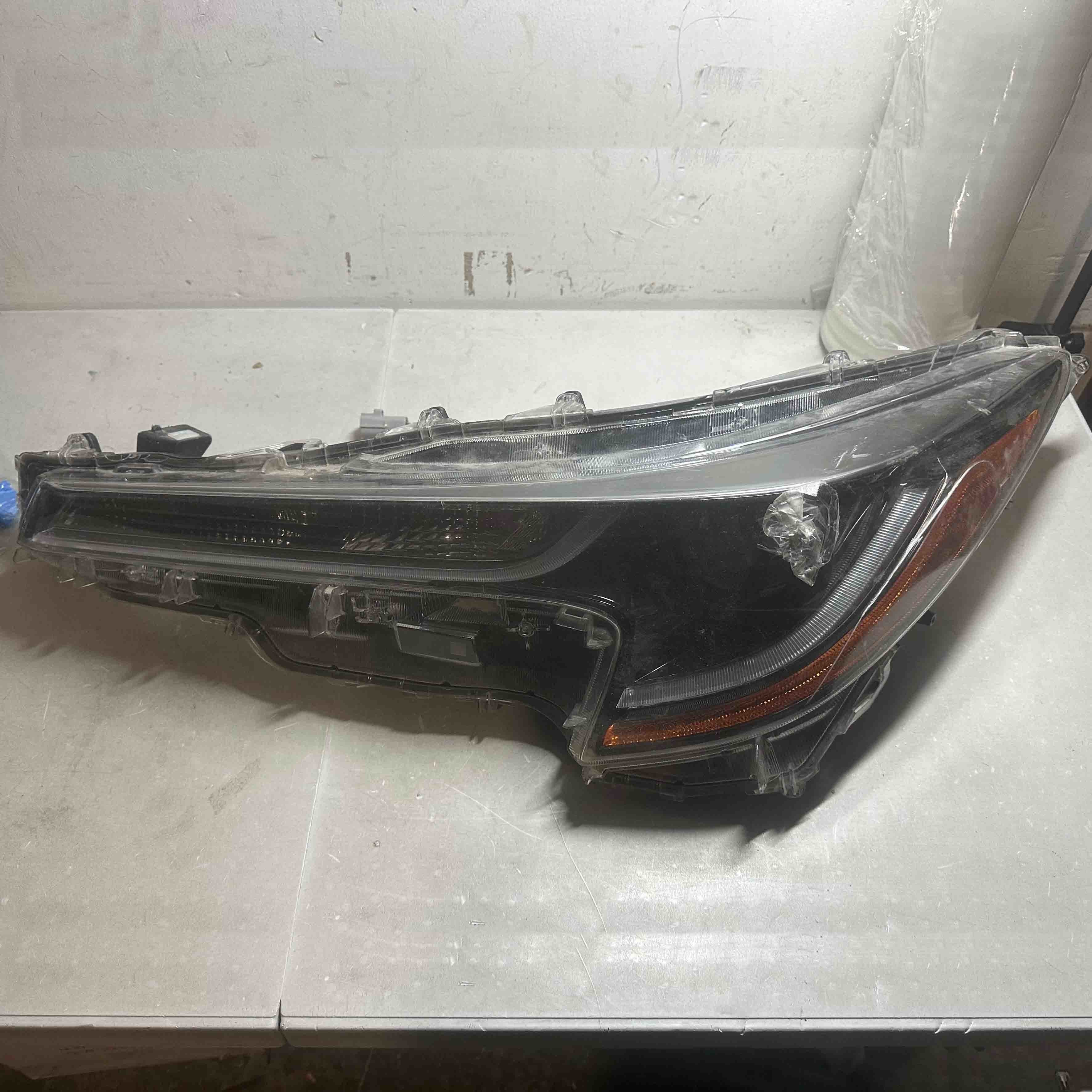 <p>2020 2021 2022 Toyota Corolla L LE Headlight Assembly LED Daytime Running Lamp Left Driver Side Damaged</p>