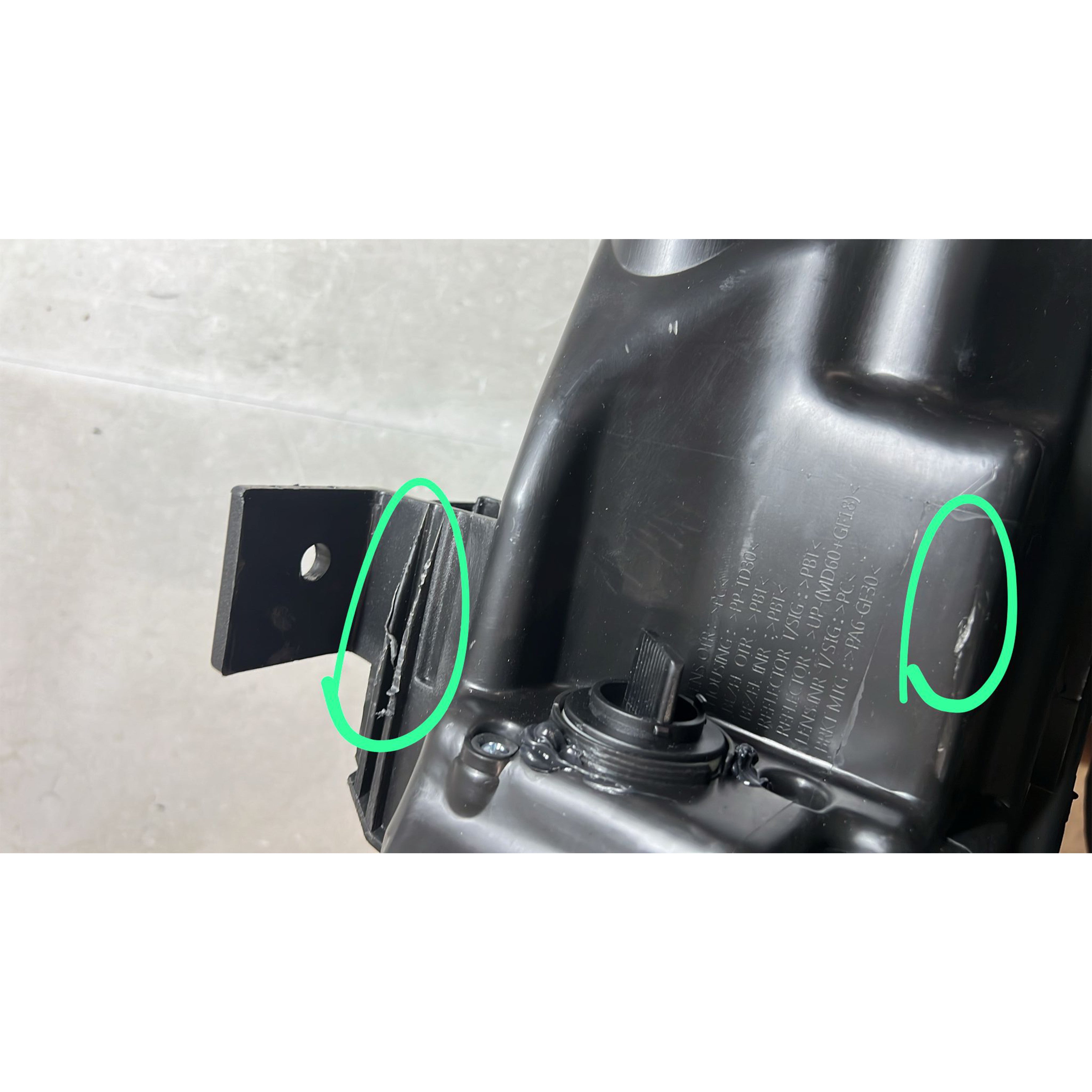 For 2018 2022 Hyundai Accent SE SEL Halogen Headlight Assembly Passenger Right Damaged